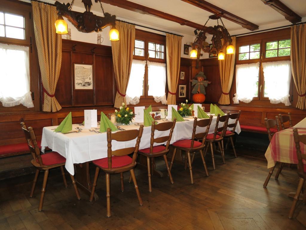 Gasthof Zum Goldenen Kreuz Wilhelmsdorf  Kültér fotó