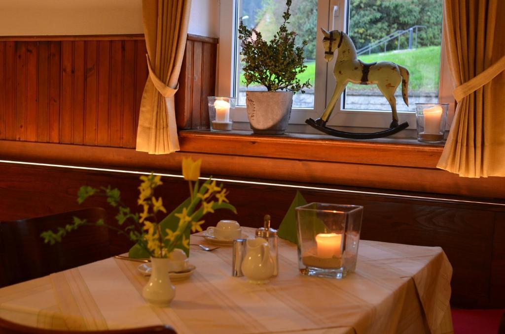 Gasthof Zum Goldenen Kreuz Wilhelmsdorf  Kültér fotó
